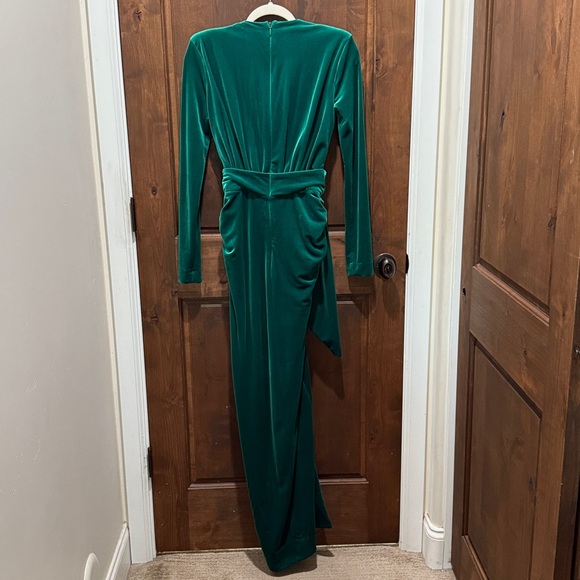 house of cb Emerald Velvet Maxi Florence Gown - Picture 7 of 7